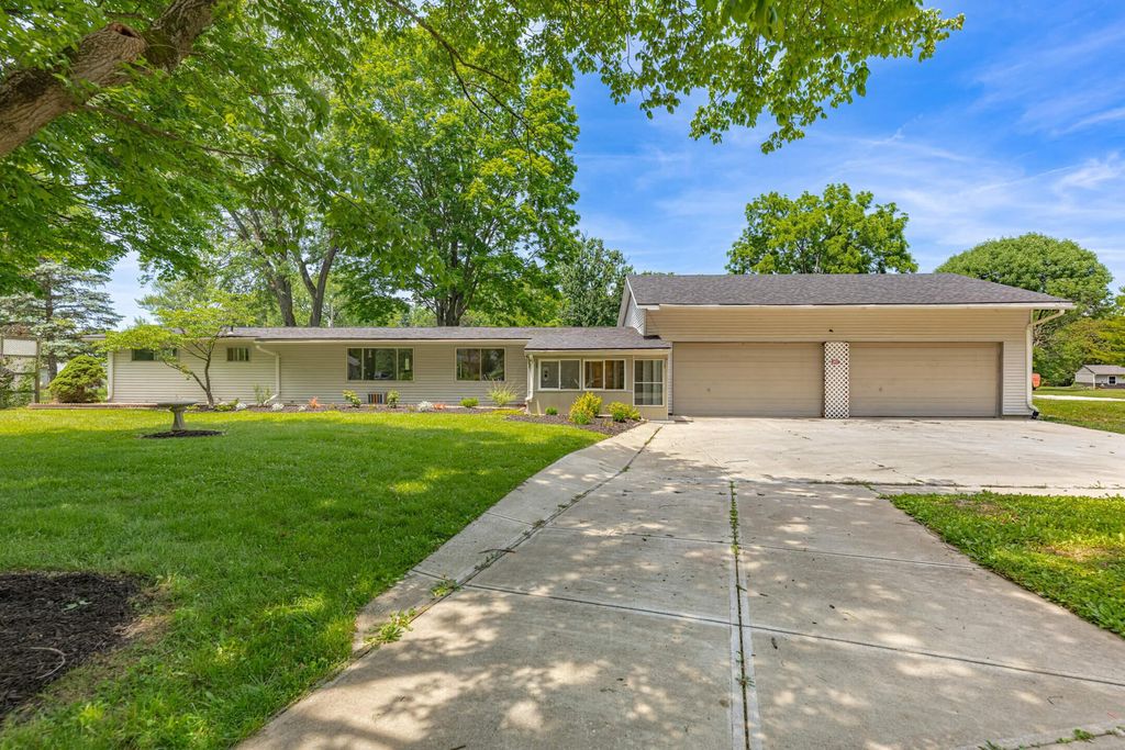 2617 Shadycrest Drive, Dayton, OH 45431