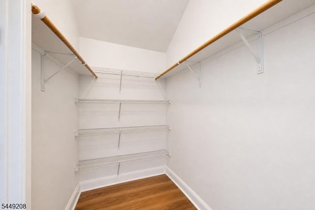 2 San Bar Dr, Jefferson Twp., NJ 07849