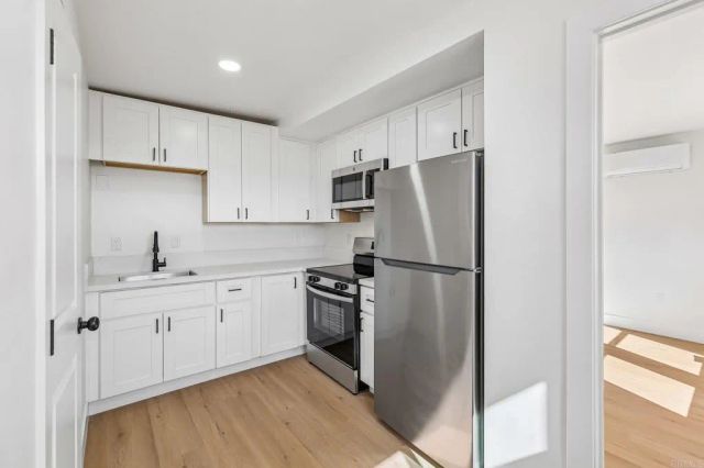 1477 Montgomery Drive, Vista, CA 92084