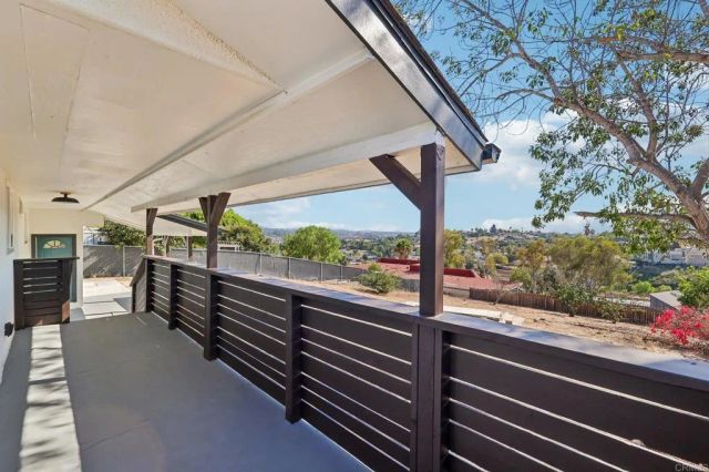 1477 Montgomery Drive, Vista, CA 92084