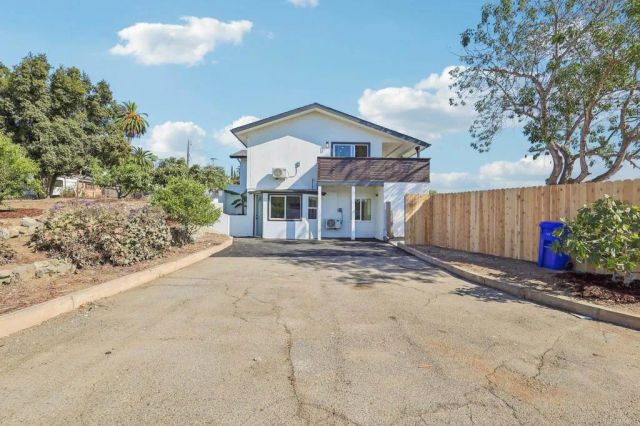 1477 Montgomery Drive, Vista, CA 92084