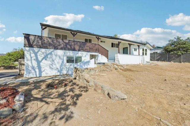 1477 Montgomery Drive, Vista, CA 92084