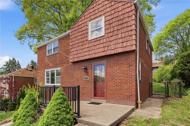 1107 Girard Rd, Whitehall, PA 15227