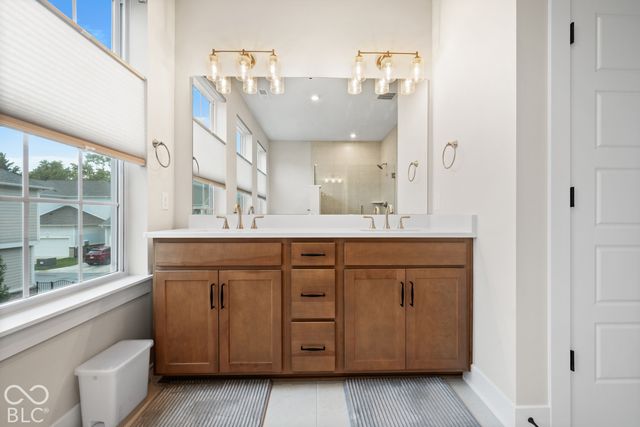 525 Gilder Drive, Carmel, IN 46032