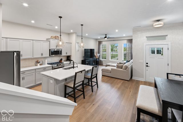 525 Gilder Drive, Carmel, IN 46032