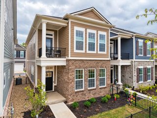 525 Gilder Drive, Carmel, IN 46032