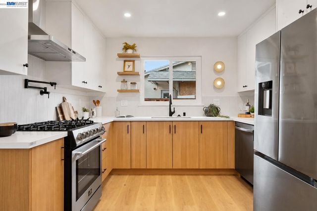 24 Casper St, Milpitas, CA 95035
