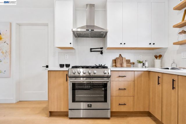 24 Casper St, Milpitas, CA 95035