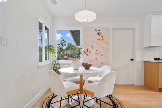 24 Casper St, Milpitas, CA 95035