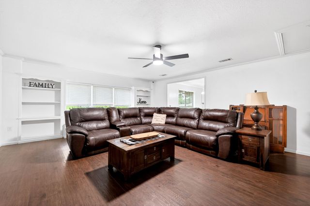 157 Nelms Road, Seagoville, TX 75159