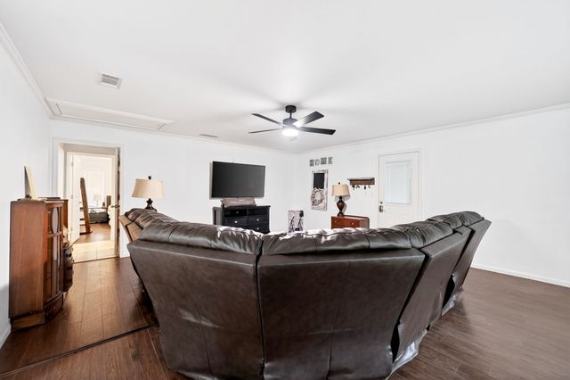 157 Nelms Road, Seagoville, TX 75159