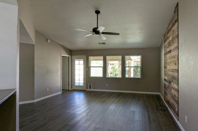 6109 Flor Del Sol Place NW, Albuquerque, NM 87120