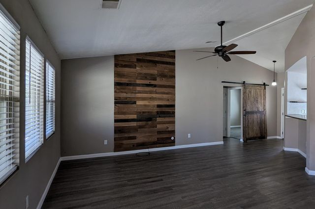 6109 Flor Del Sol Place NW, Albuquerque, NM 87120