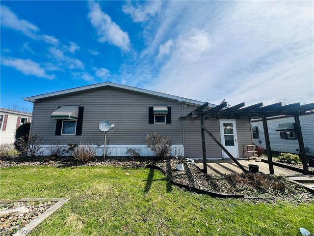 10552 Shasta Drive, Chardon, OH 44024