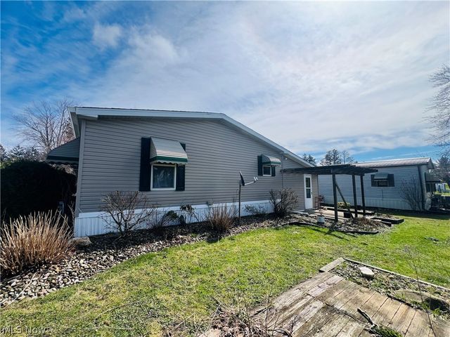 10552 Shasta Drive, Chardon, OH 44024