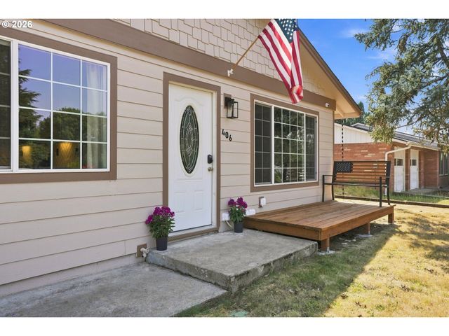 406 E MISSION Dr, Newberg, OR 97132