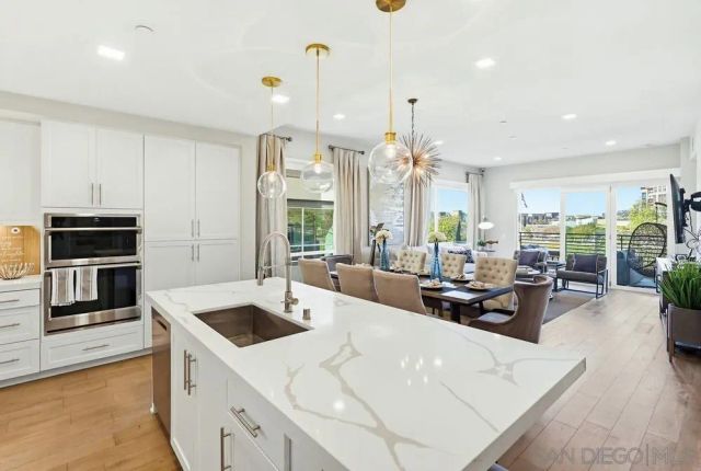 2460 Community 3, San Diego, CA 92108