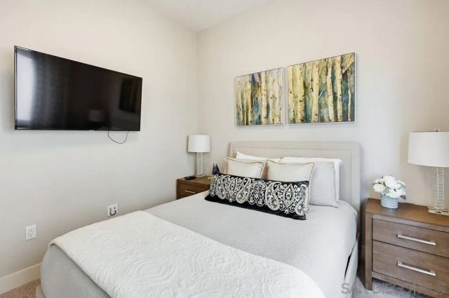 2460 Community 3, San Diego, CA 92108