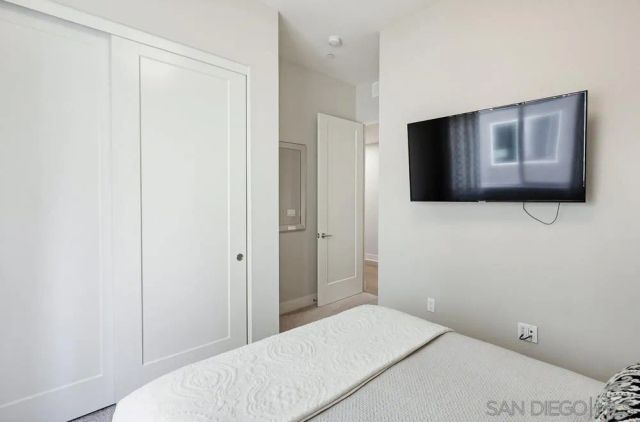 2460 Community 3, San Diego, CA 92108