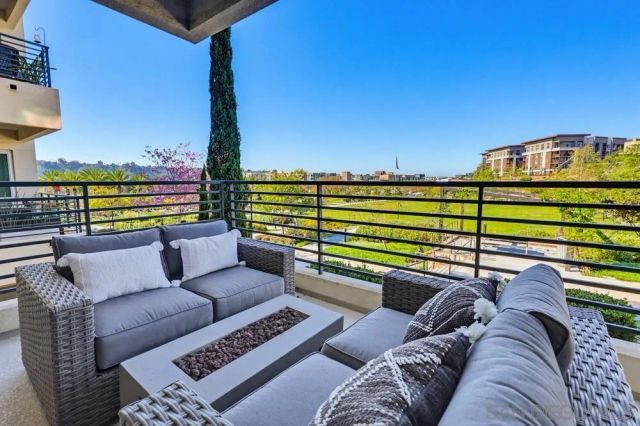 2460 Community 3, San Diego, CA 92108