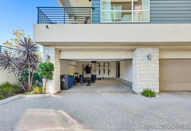 2460 Community 3, San Diego, CA 92108