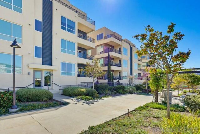 2460 Community 3, San Diego, CA 92108