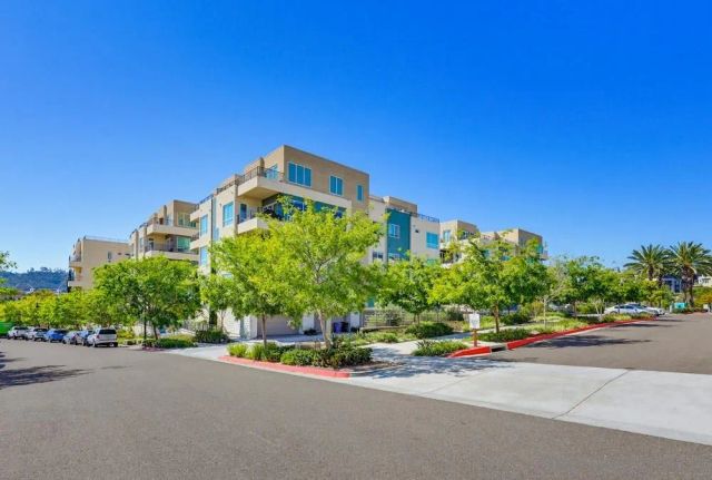 2460 Community 3, San Diego, CA 92108