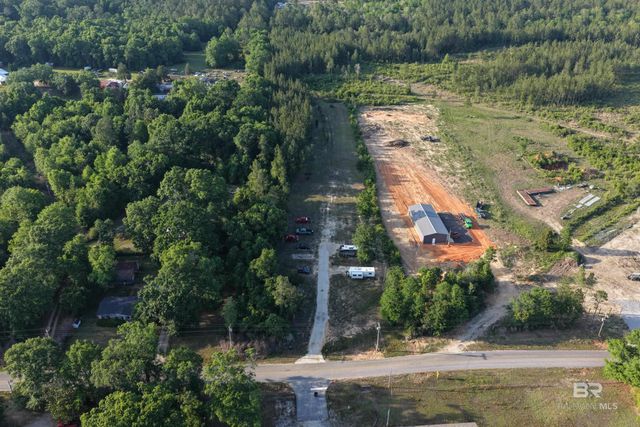 24277 Waterworld Road, Robertsdale, AL 36567