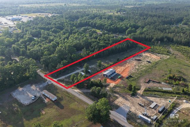 24277 Waterworld Road, Robertsdale, AL 36567