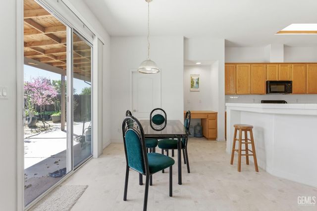 12411 Schooner Beach Drive, Bakersfield, CA 93311