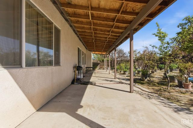 12411 Schooner Beach Drive, Bakersfield, CA 93311