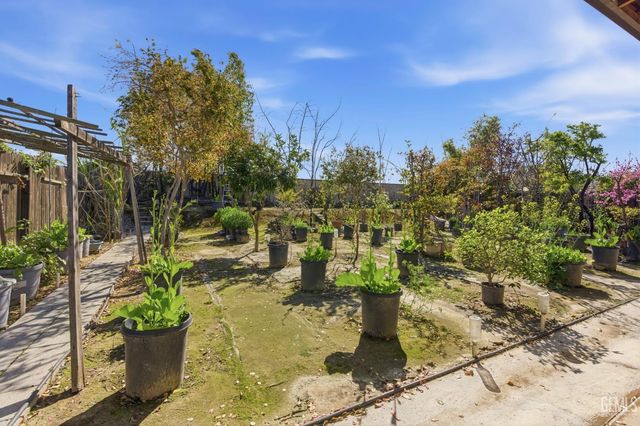 12411 Schooner Beach Drive, Bakersfield, CA 93311