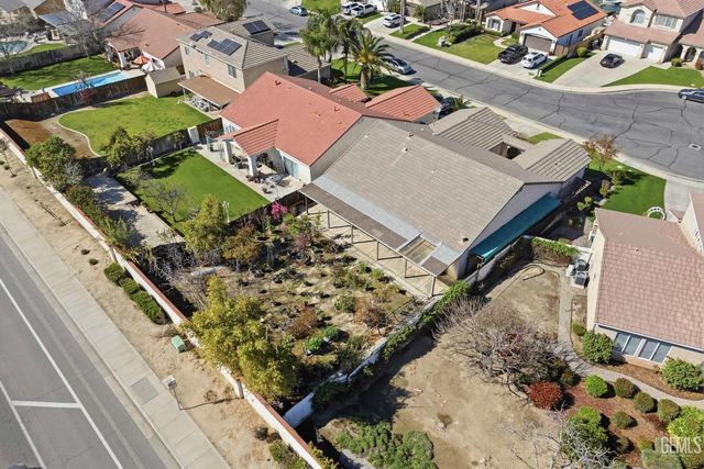 12411 Schooner Beach Drive, Bakersfield, CA 93311