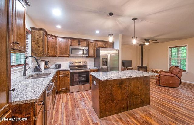 159 Tremont Way, Harriman, TN 37748