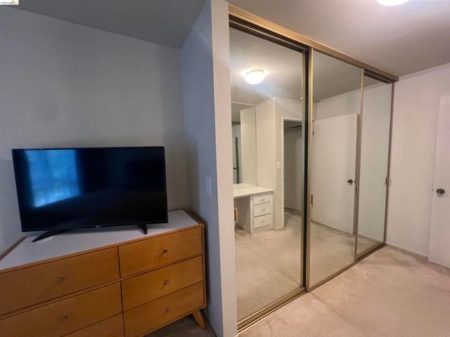 625 El Dorado Ave 204, Oakland, CA 94611