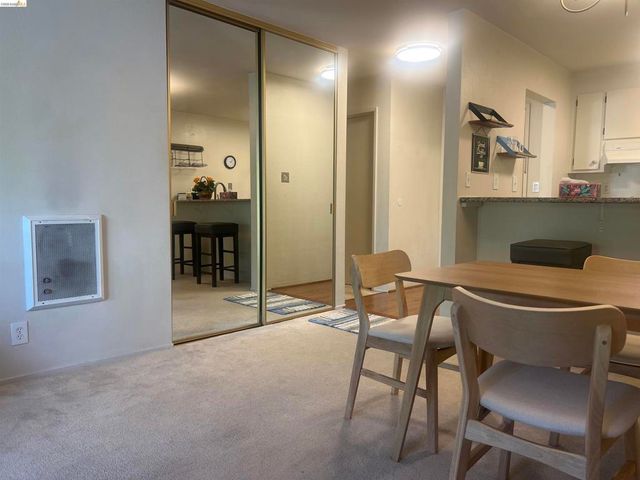 625 El Dorado Ave 204, Oakland, CA 94611