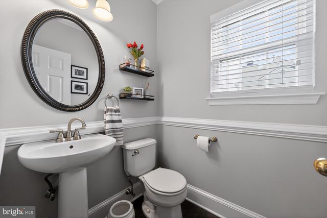 210 WINTERBERRY LN, Collegeville, PA 19426