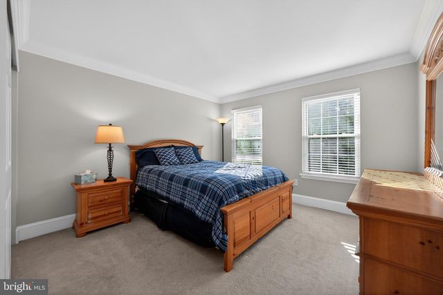 210 WINTERBERRY LN, Collegeville, PA 19426