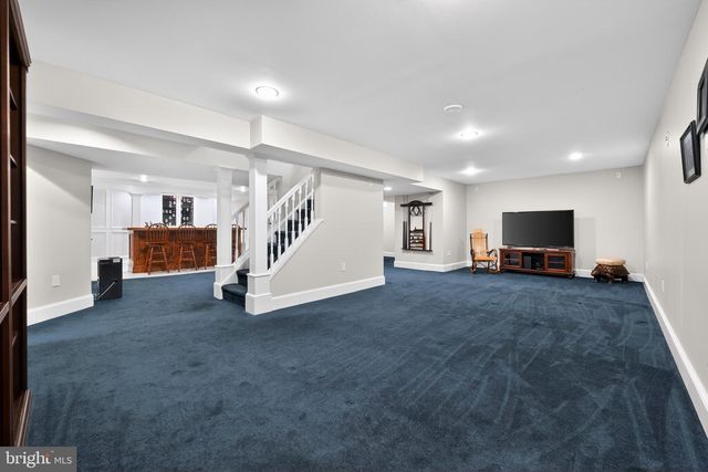 210 WINTERBERRY LN, Collegeville, PA 19426