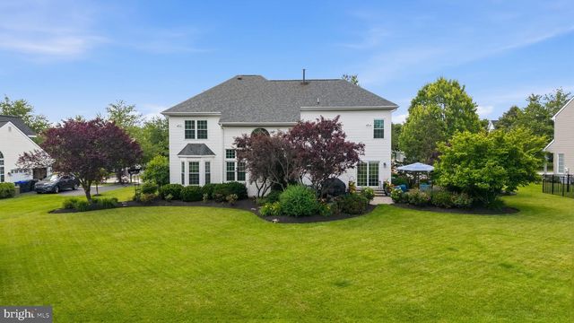 210 WINTERBERRY LN, Collegeville, PA 19426