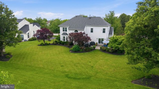210 WINTERBERRY LN, Collegeville, PA 19426