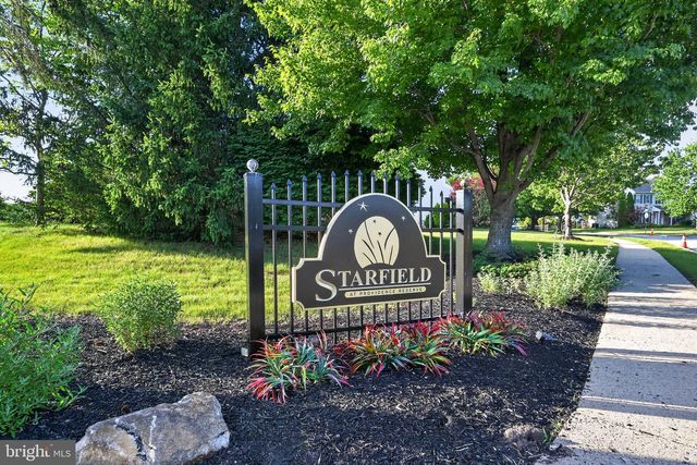210 WINTERBERRY LN, Collegeville, PA 19426