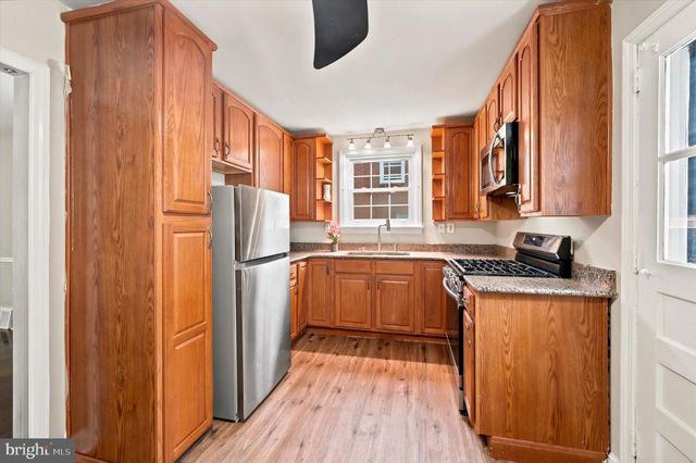 6908 CITY AVE, Philadelphia, PA 19151