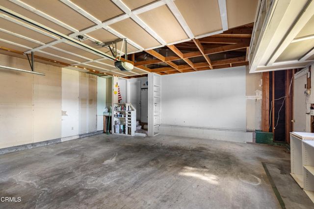 975 W Telegraph Road 77, Santa Paula, CA 93060