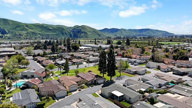 975 W Telegraph Road 77, Santa Paula, CA 93060