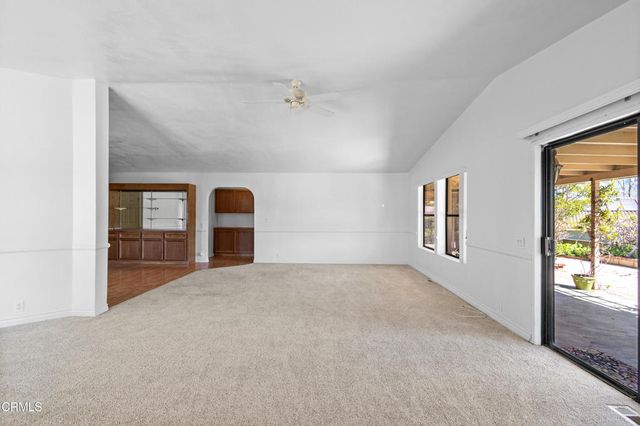 975 W Telegraph Road 77, Santa Paula, CA 93060