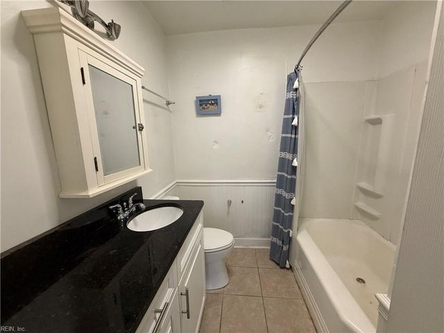 1877 N Streamline DR, Virginia Beach, VA 23454