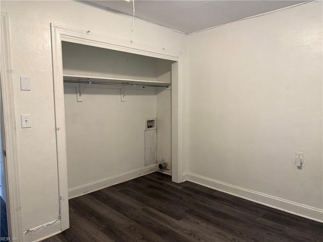 1877 N Streamline DR, Virginia Beach, VA 23454