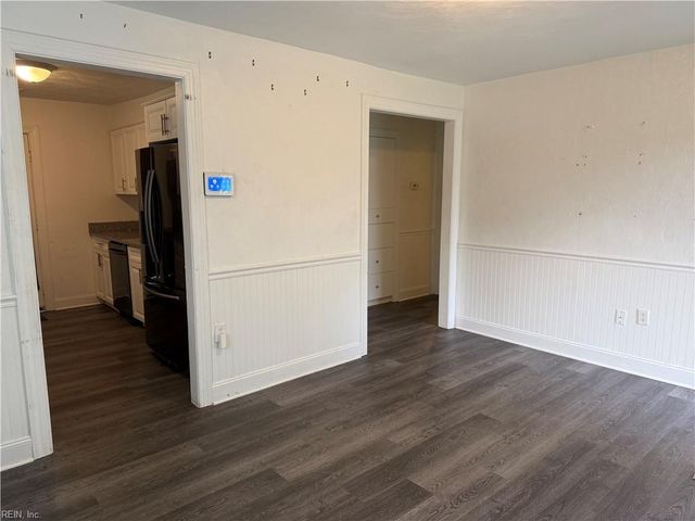 1877 N Streamline DR, Virginia Beach, VA 23454