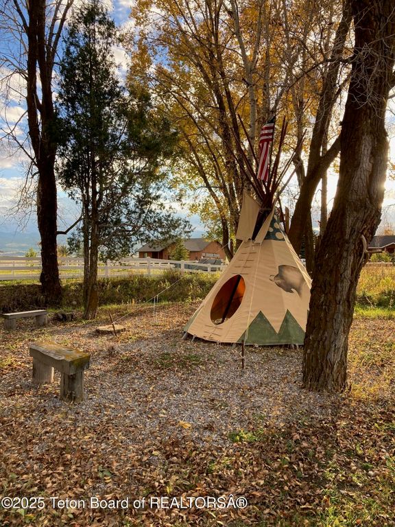 26 YOSEMITE Drive, Thayne, WY 83127 photo 18